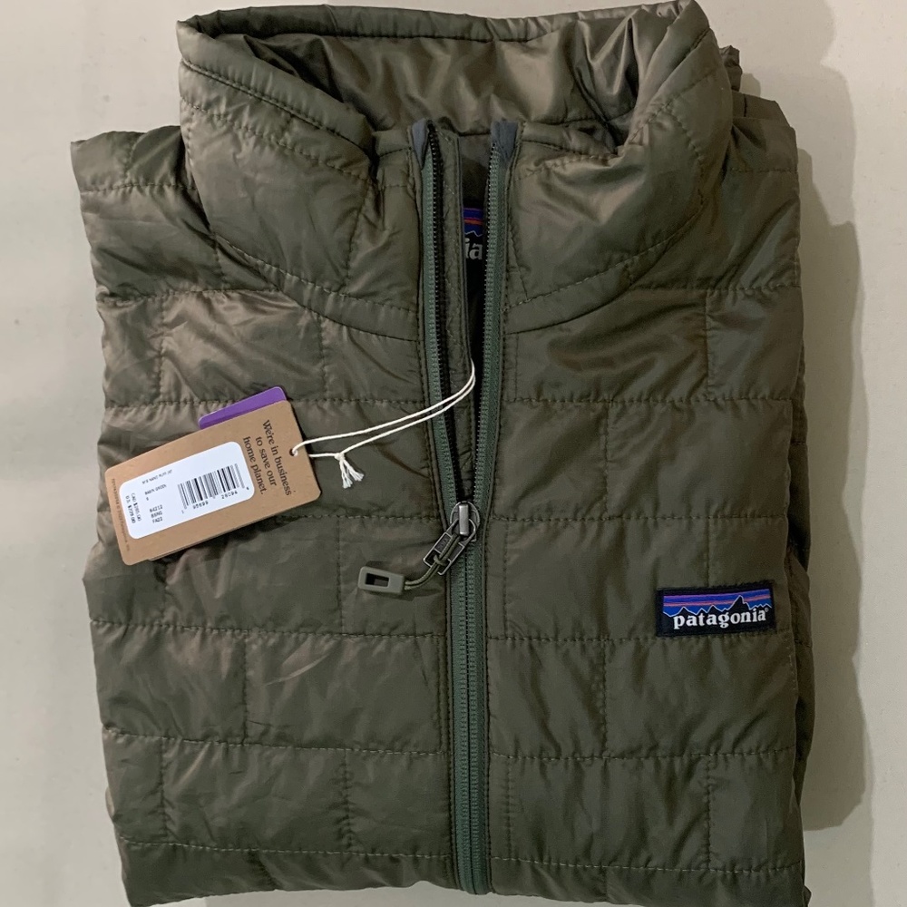 NWT Patagonia Mens Nano Puff Jacket Sz S Small